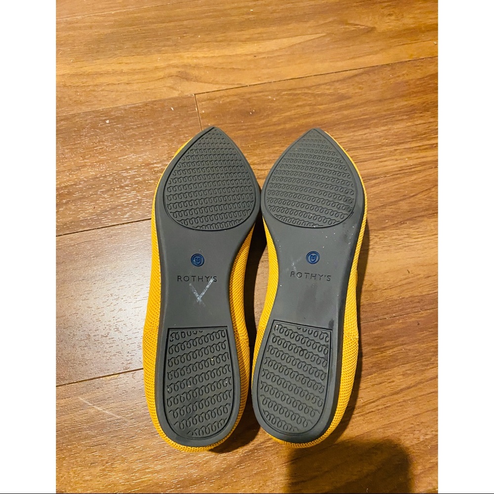*SOLD* Rothys Marigold Pointy Flats - Picture 3 of 5